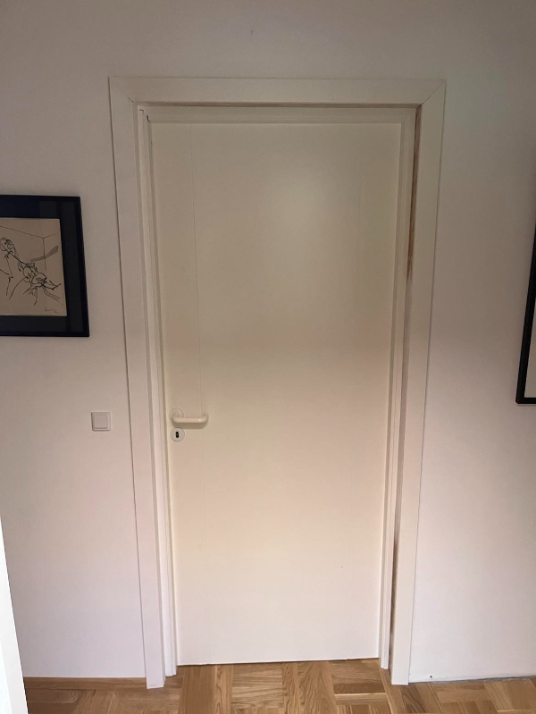 Maling af lille badeværelse og gerigter