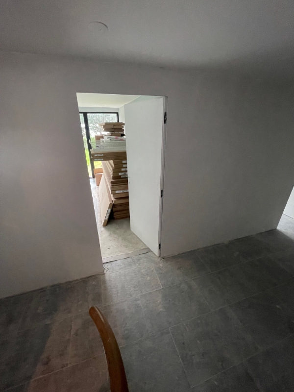 Søger maler til indfarvet spartel opgave / microcement