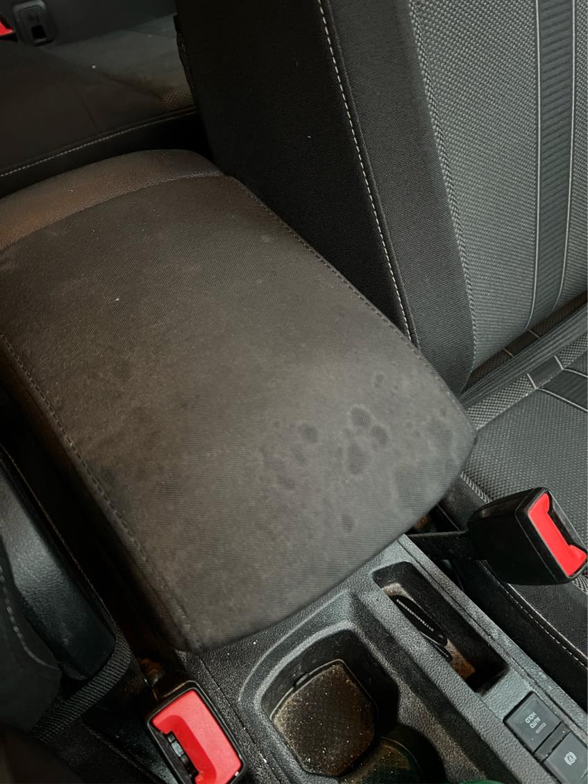 Indvendig rengøring af bil