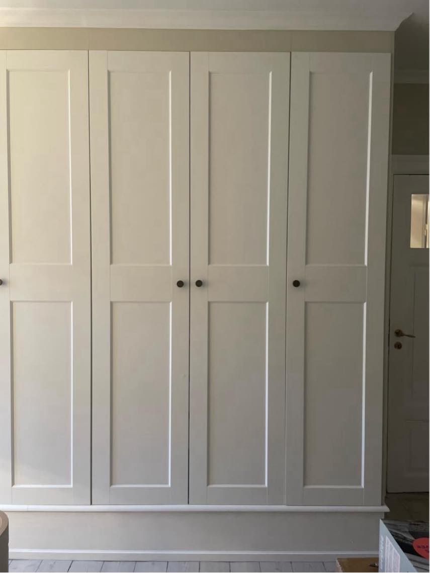 Integrering af IKEA PAX skab i væg