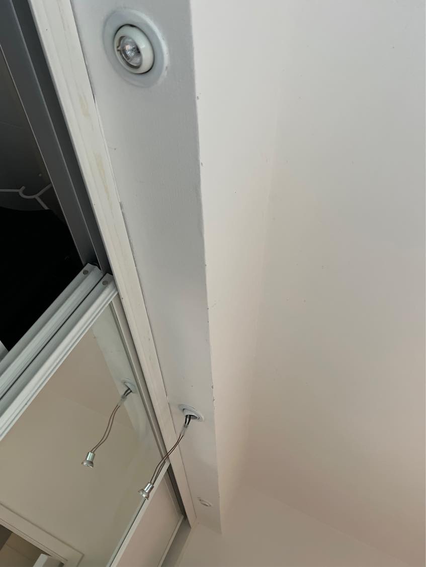 Jeg skal have repareret nogle udtag til lamper