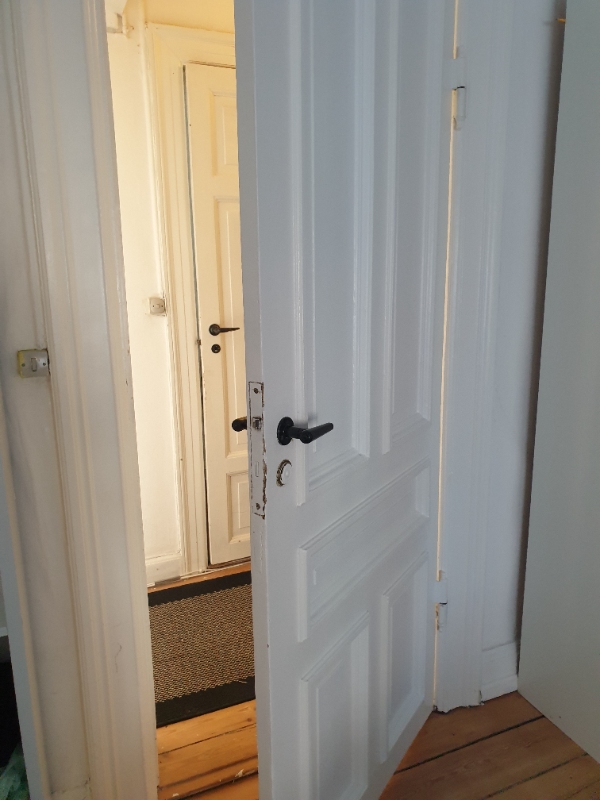 Udskiftning af låsekasse