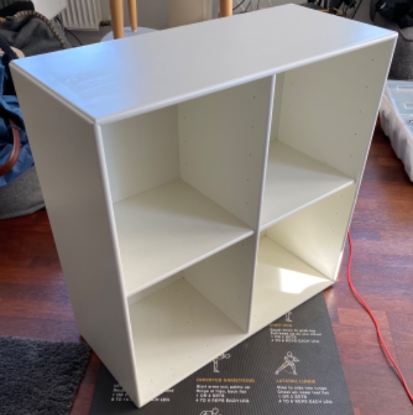 Overmaling af Montana møbler