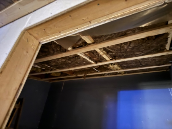 Opsætning af 30m2 troldtek loft