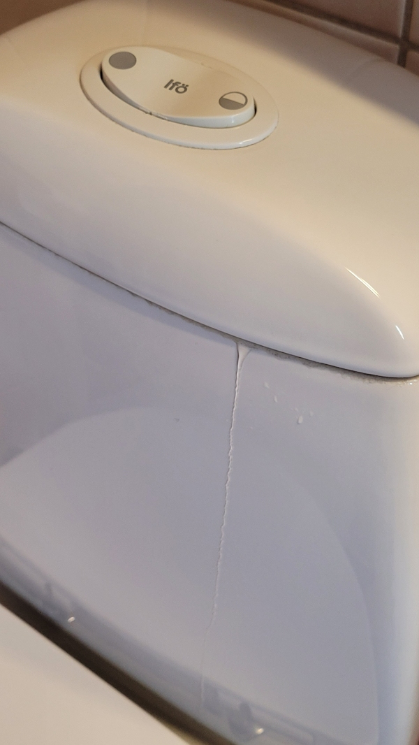 Reparation af toilet-cisterne