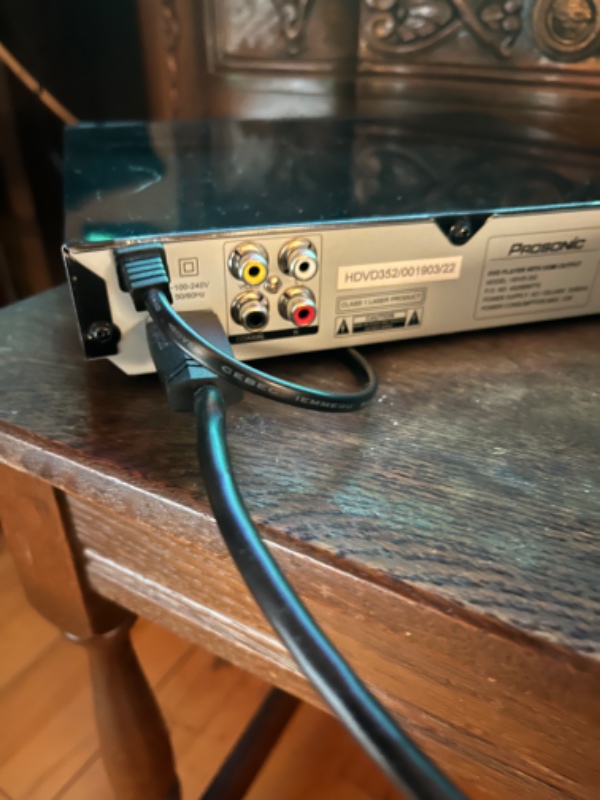 Tilslutning af dvd til tv