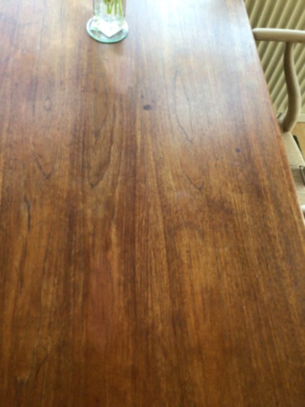 Slibning af bordplade spisebord teak