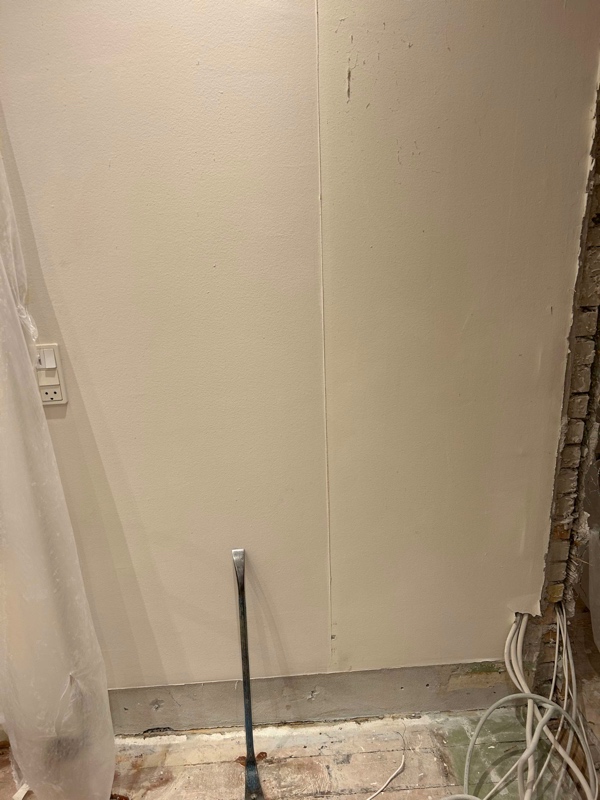 El til køkken samt lyskontakt