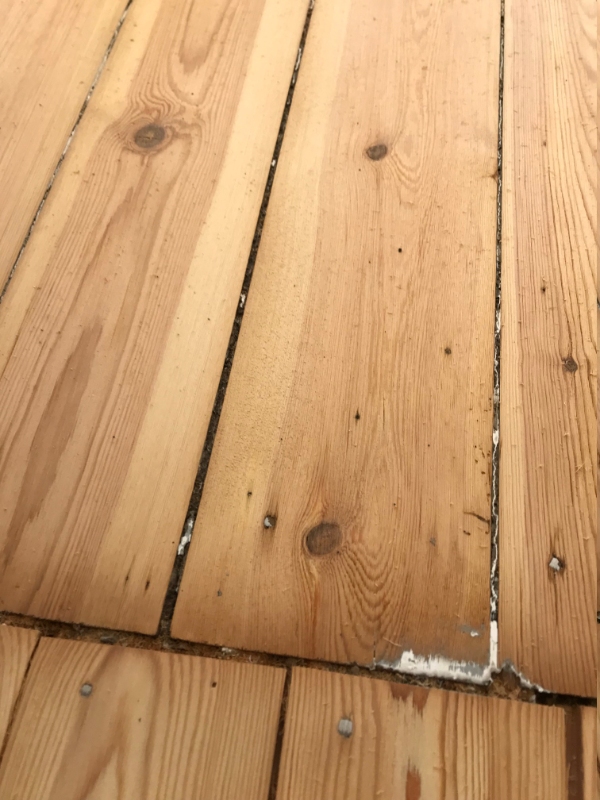 Udskift af fuger i gammelt trægulv