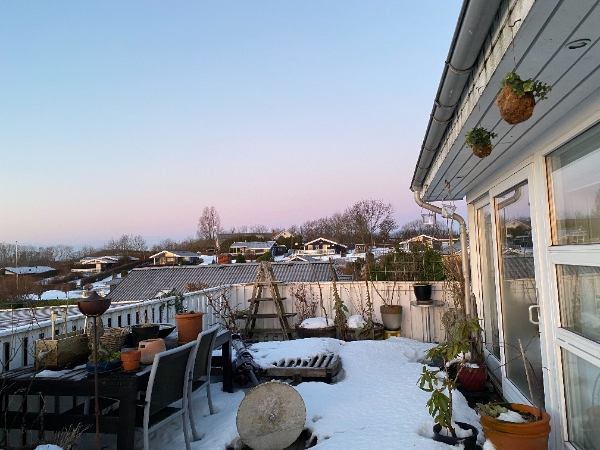 kørt haveaffald, krukker mv væk