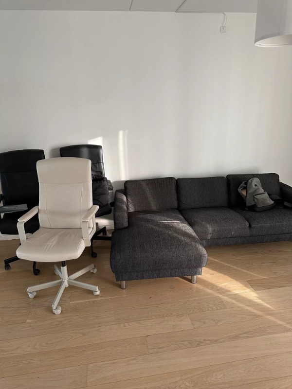 Oprydning/bortskaffelse af efterladte sager i lejlighed i Vallensbæk Strand