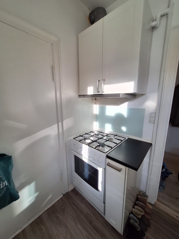 Nedtagning gammelt køkken