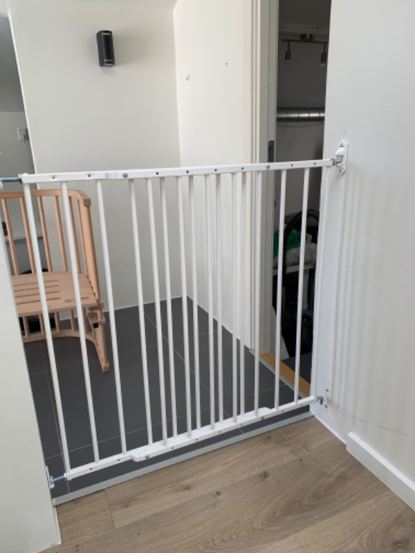 Hjælp til babygitter