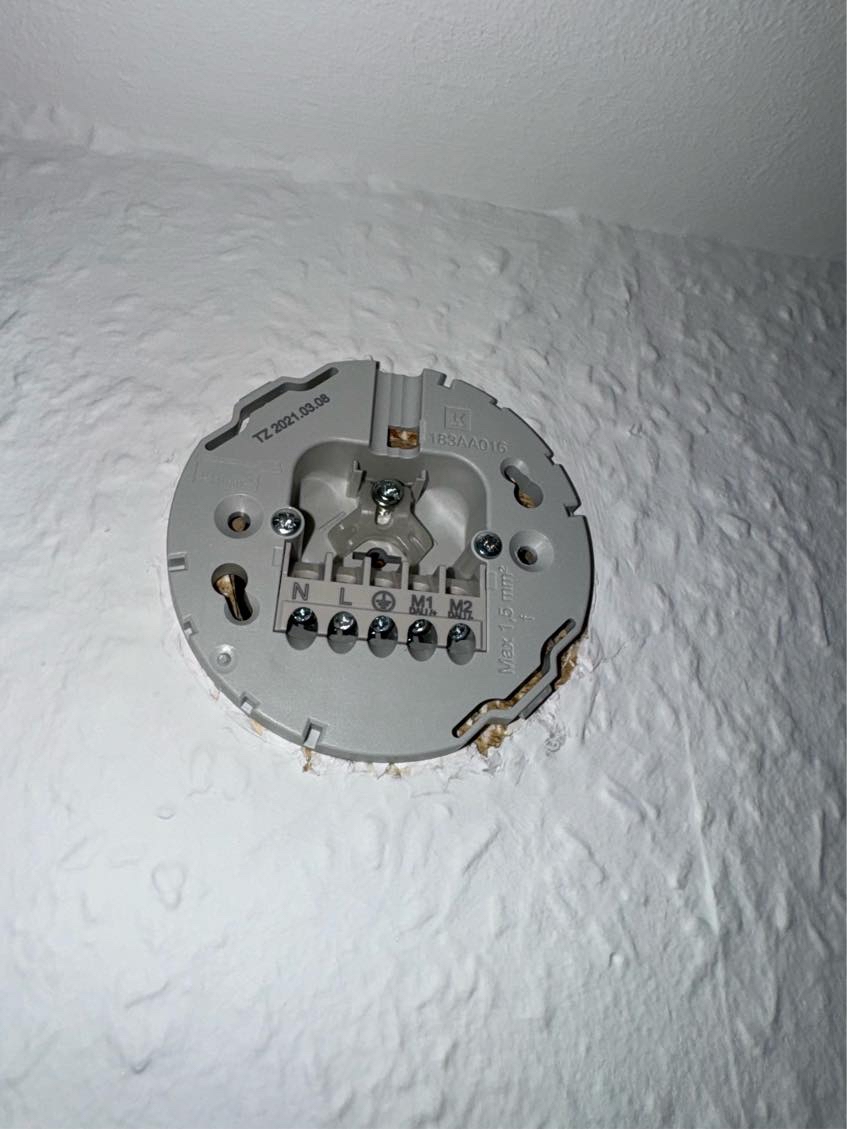 Tilslutning af lampe