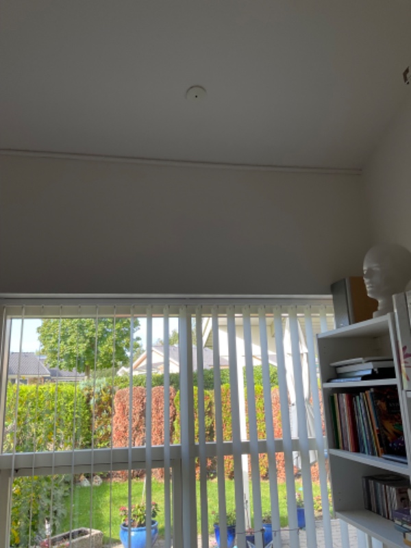 Opsætning af et lysstofrør (skal hænge over arbejdsbord)