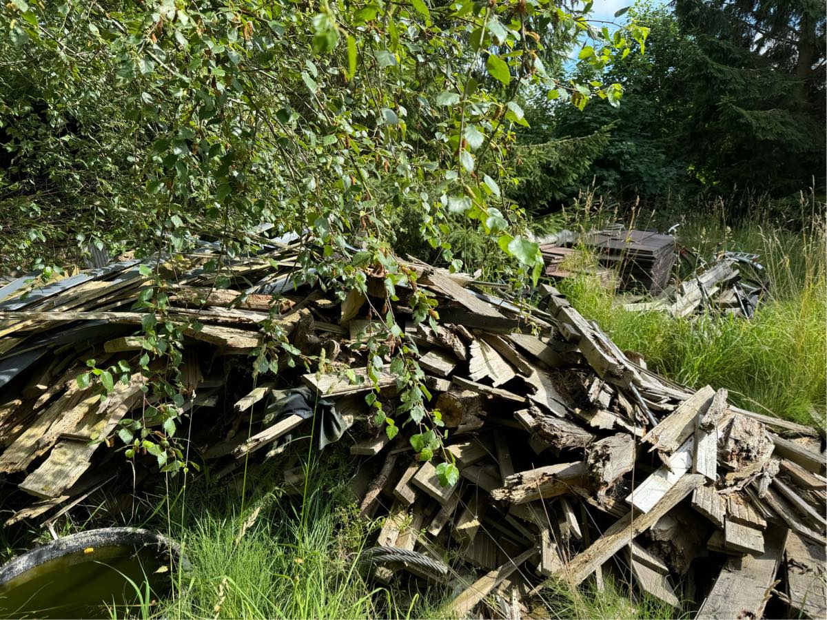 Rydde hus/grund for affald og byggematerialer