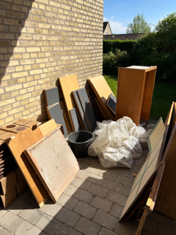 Køkkenaffald til genbrugsstation