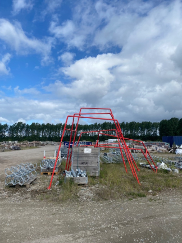 Transport af metalstativer Amager-Roskilde