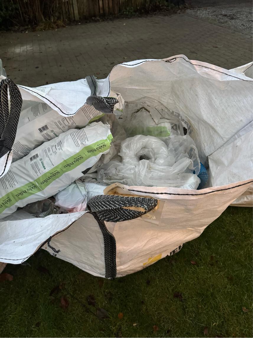 Bortkørsel af affald.