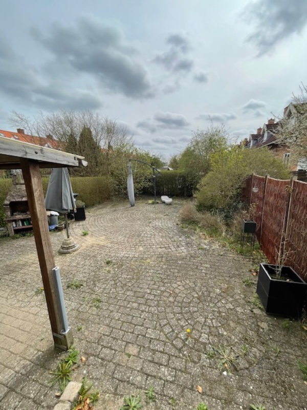 Ukrudtsfjerning og beskæring