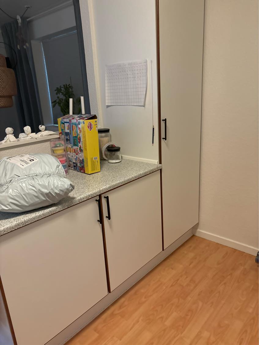 Auto lakeres køkkelåger ikke males