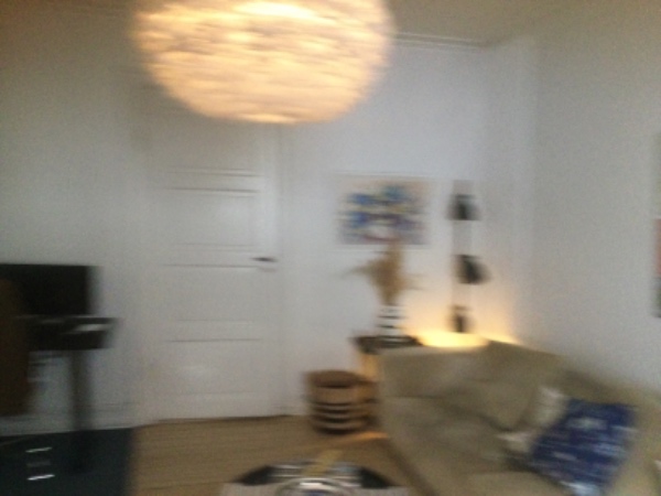 Tapet, maling og træværk stue