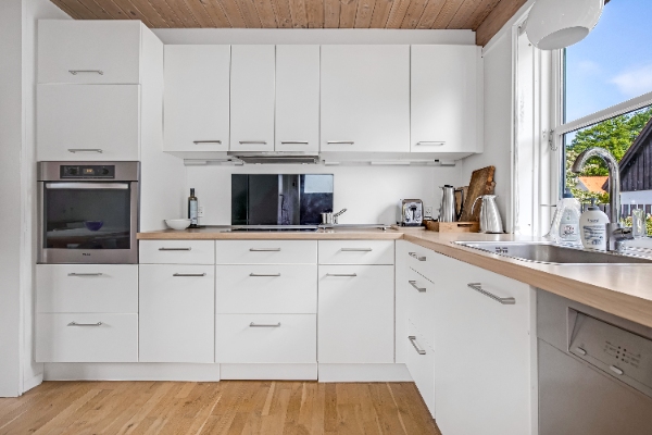 Montering af listekanter og paneler