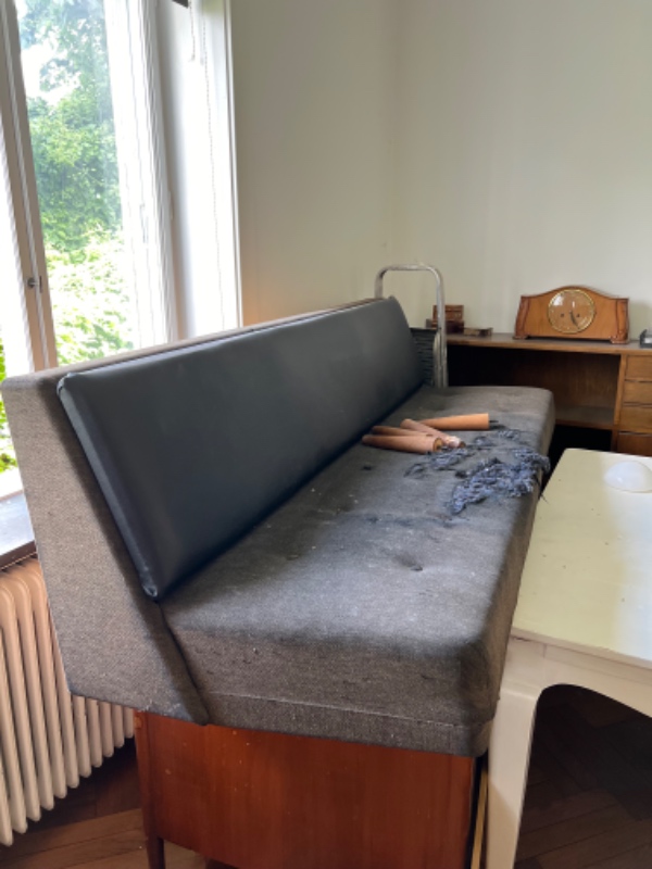 Fjernelse af møbler og byggeaffald