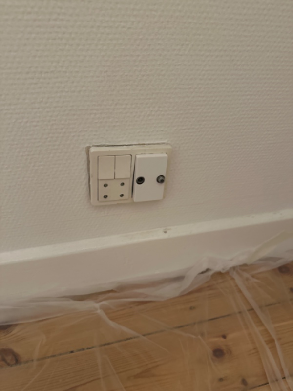 Udskiftning af 10 stikkontakter