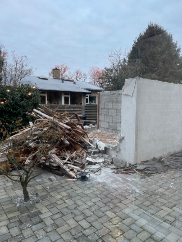 Kørt brædder på lossepladsen