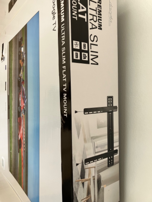 Opsætning af fladskærm TV 65 tommer på væg