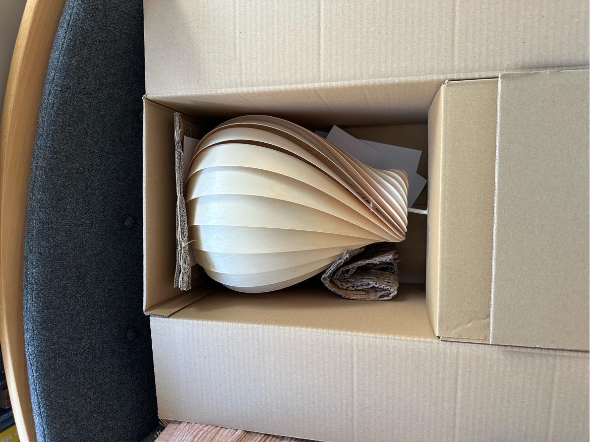 Ophængning af lampe