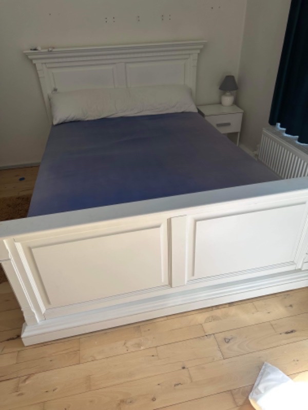 2 mand til flytning af nogle ting