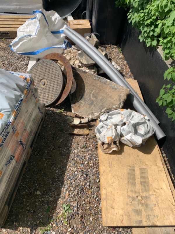 Afhentning af byggeaffald