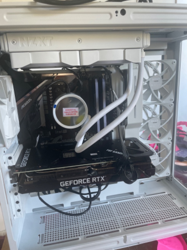 Hjælp til at samle min computer. virker ikke når jeg sætter PSU til