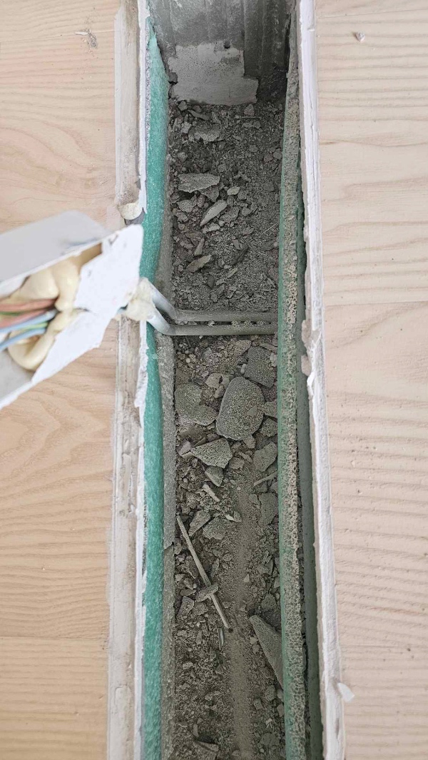 Ryk el efter 2 nedrevet vægge