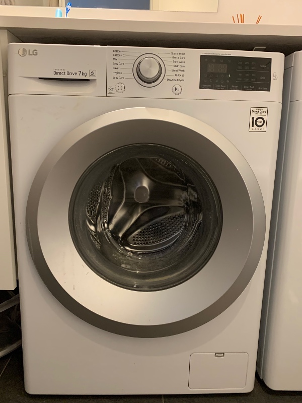 Afmontering af vaskemaskine