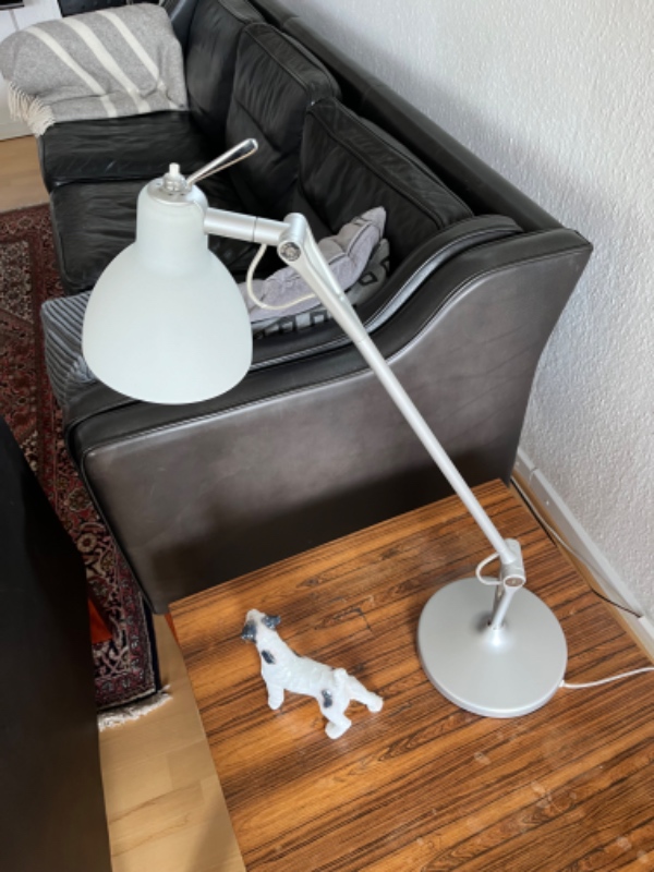 Læderfarve genopfriskning