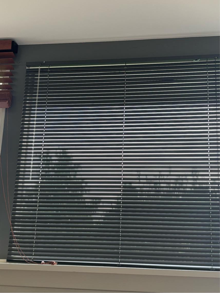 Opsætning af ca 28 stk persienner