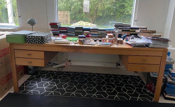 Transport af skrivebord (200x100cm) fra Hillerød til Østerbro