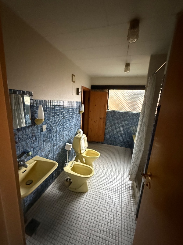 Fjernelse af fliseklæb med asbest