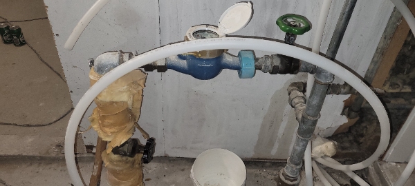 Skifte stophaner ved vandmåler