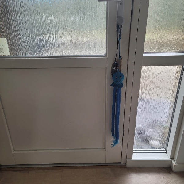 Sat kattelem i hoveddør eller sideparti