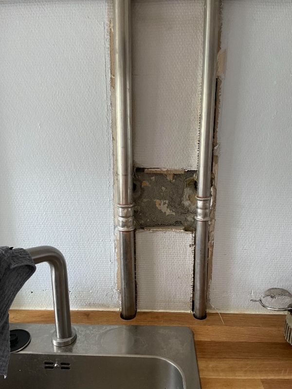 Skjul rør i køkken