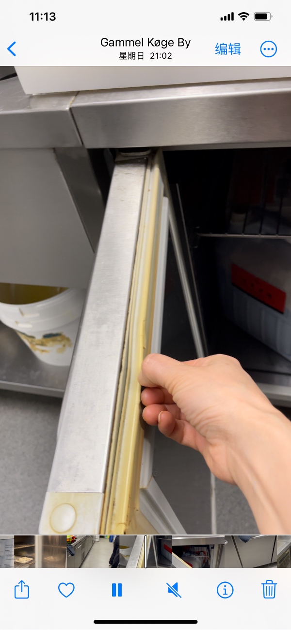 Skift gummi lister ved køleskabene dørene