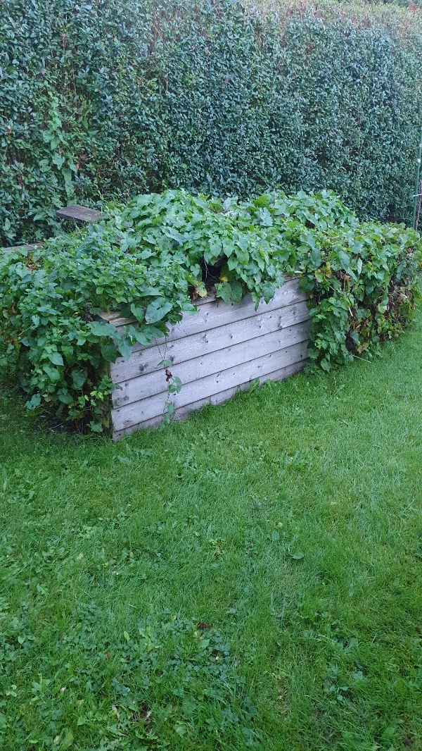 Afhentning af overskudsjord fra have