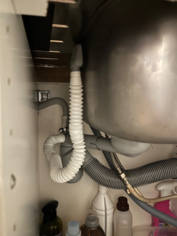 skiftet vandlås/køkkenvask