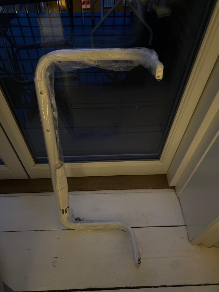 Hjælp til at hænge lamper og genstande op