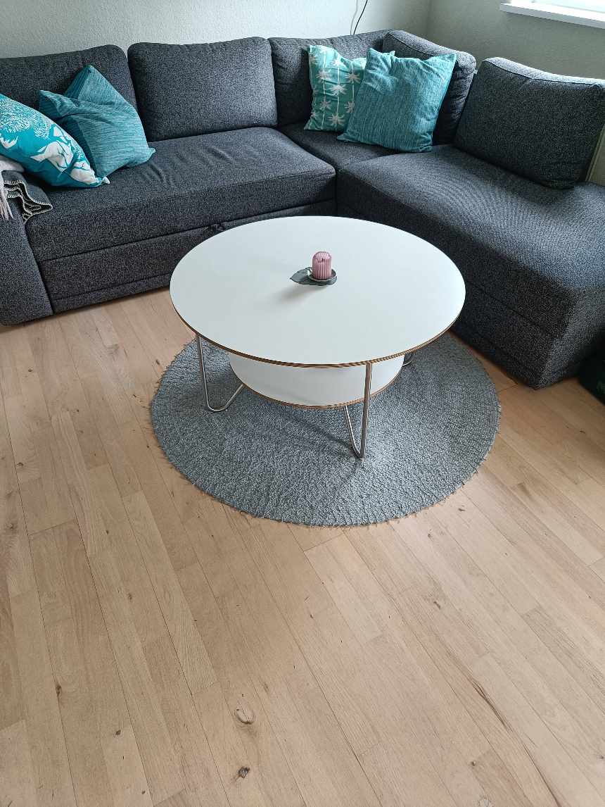 Flyttehjælp fra kælderværelse til stue