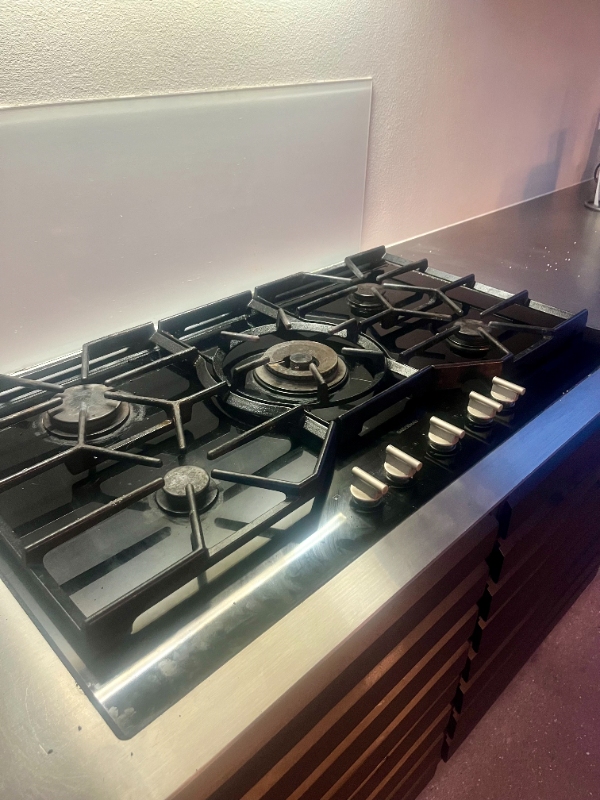 AFMONTERING OG MONTERING AF GASKOMFUR + RÅDGIVNING